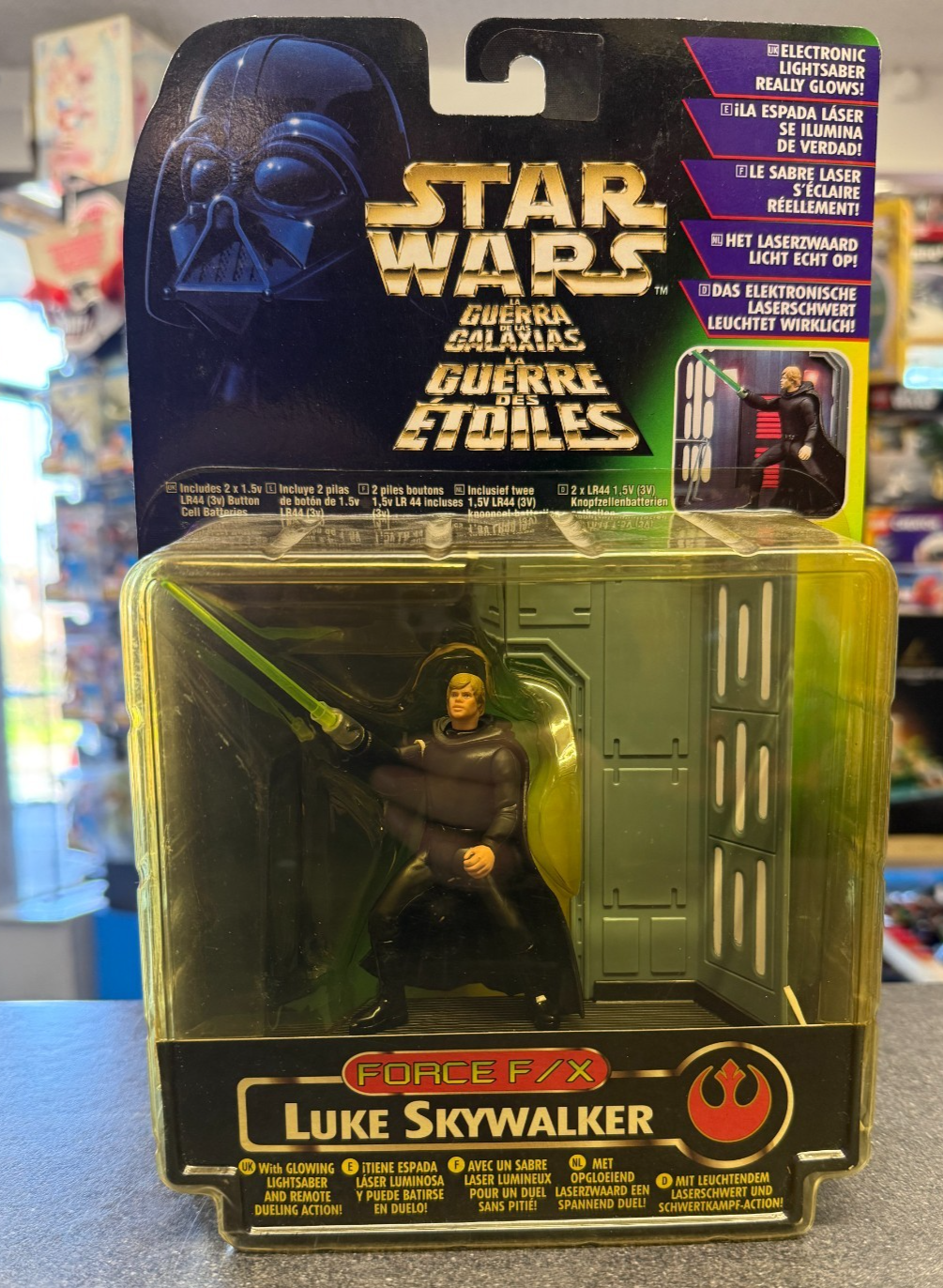 Kenner Star Wars  Luke Skywalker - Force F/X - With Glowing Lightsaber & action