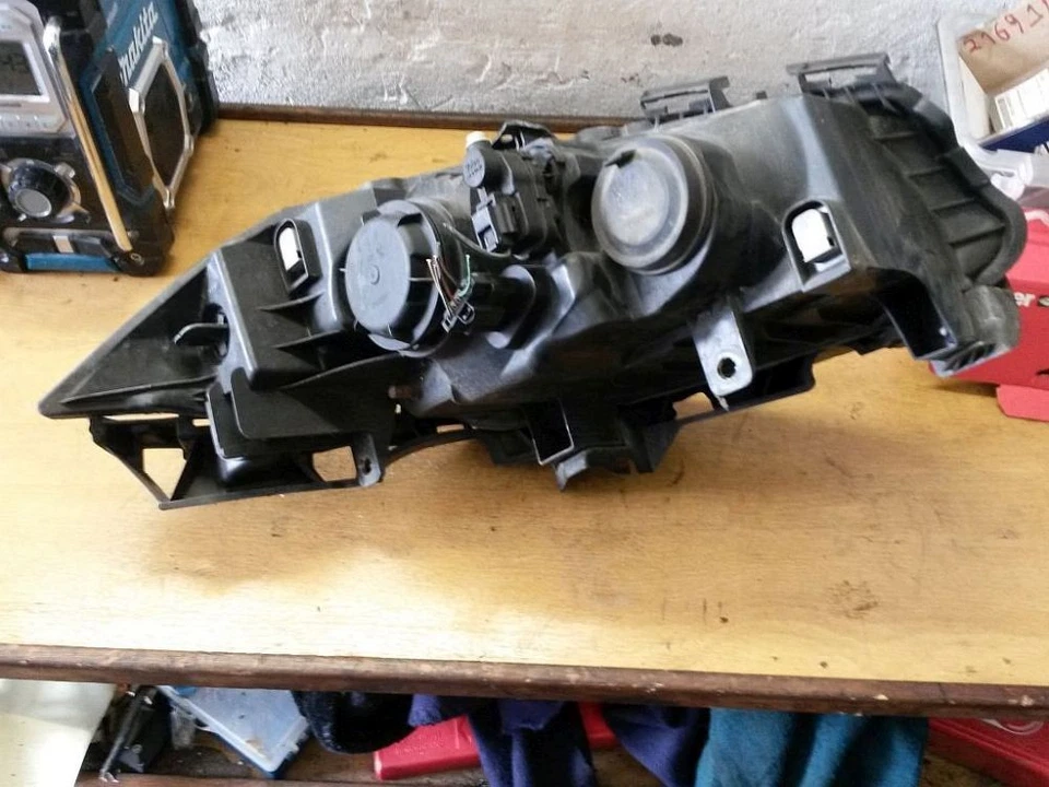 Hauptscheinwerfer links 260604235R RENAULT MEGANE II  STUFENHECK  1.5 DCI - Bild 2 von 2