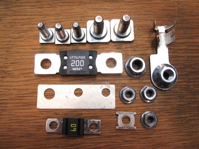 NEW OEM GM Auxiliary Upfitter Switch Fuse Kit 84669070 Silverado Sierra HD 20-24 - Bild 1 von 2