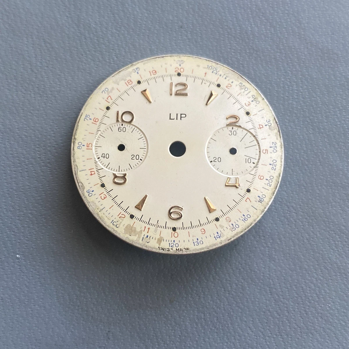 Lip chronograph top