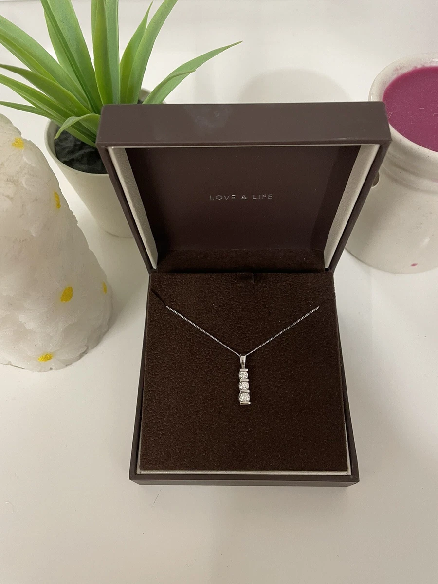 Ernest Jones 9ct White Gold Diamond Trilogy Pendant 0.50ct RRP