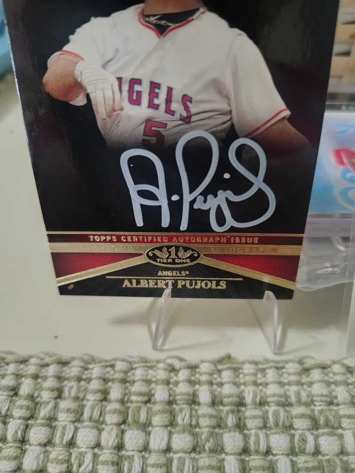 2012 Topps Tier One Top Tier Autograph Albert Pujols 22/25 Gold Foil Card#tta-ap - Image 4 of 4