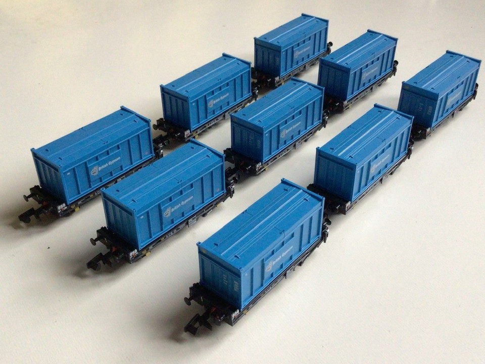 9 x Revolution Trains N Gauge PFA Flat wagons with British Gypsum ...