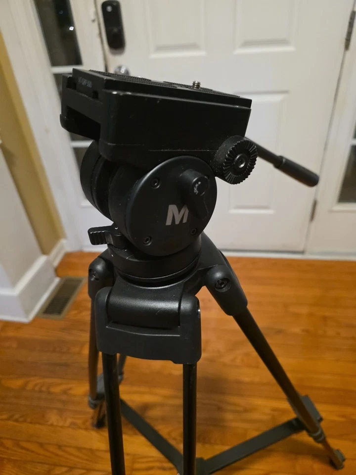 Magnus VT-3000 Tripod Fluid Pan Head Camera Photography & Camcorder Slight Bend - Image 2 of 4