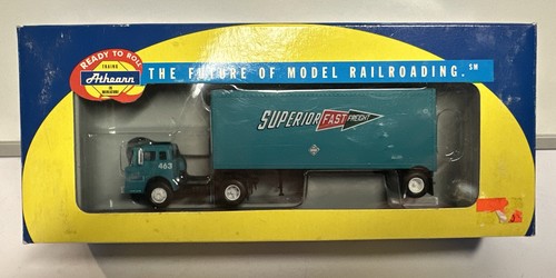Ford C de carga rápida superior Athearn escala HO con remolque de cuña de 28' #91027 | Condition: Used