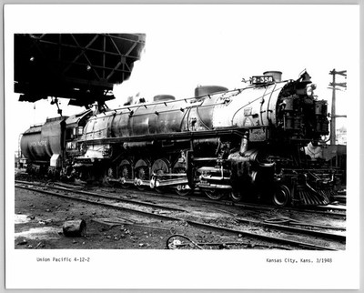 Union Pacific 4-12-2 Dampflok 9359 Kansas City KS 1948 - 8x10 s/w Foto