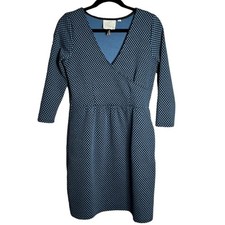 HD in Paris Blue and Black Wrap Dress With 3/4 Length Sleeves Size Small