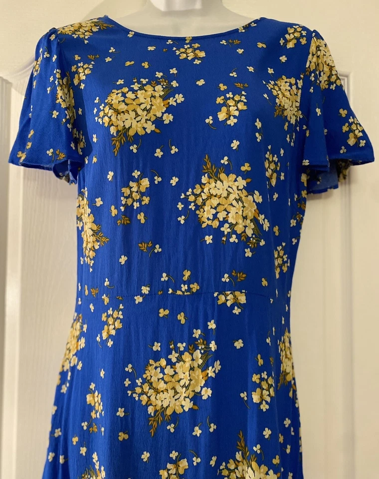 Vestido justo B. Darlin azul floral manga curta para Páscoa -Júnior tamanho 13/14 - Imagem 3 de 4