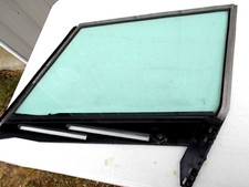 1953-1958 Studebaker Packard K Hardtop Rt Solex Door Glass Frame Rollers Seals 1953-1958 Studebaker Packard K Hardtop Rt Solex Door Glass Frame Rollers Seals