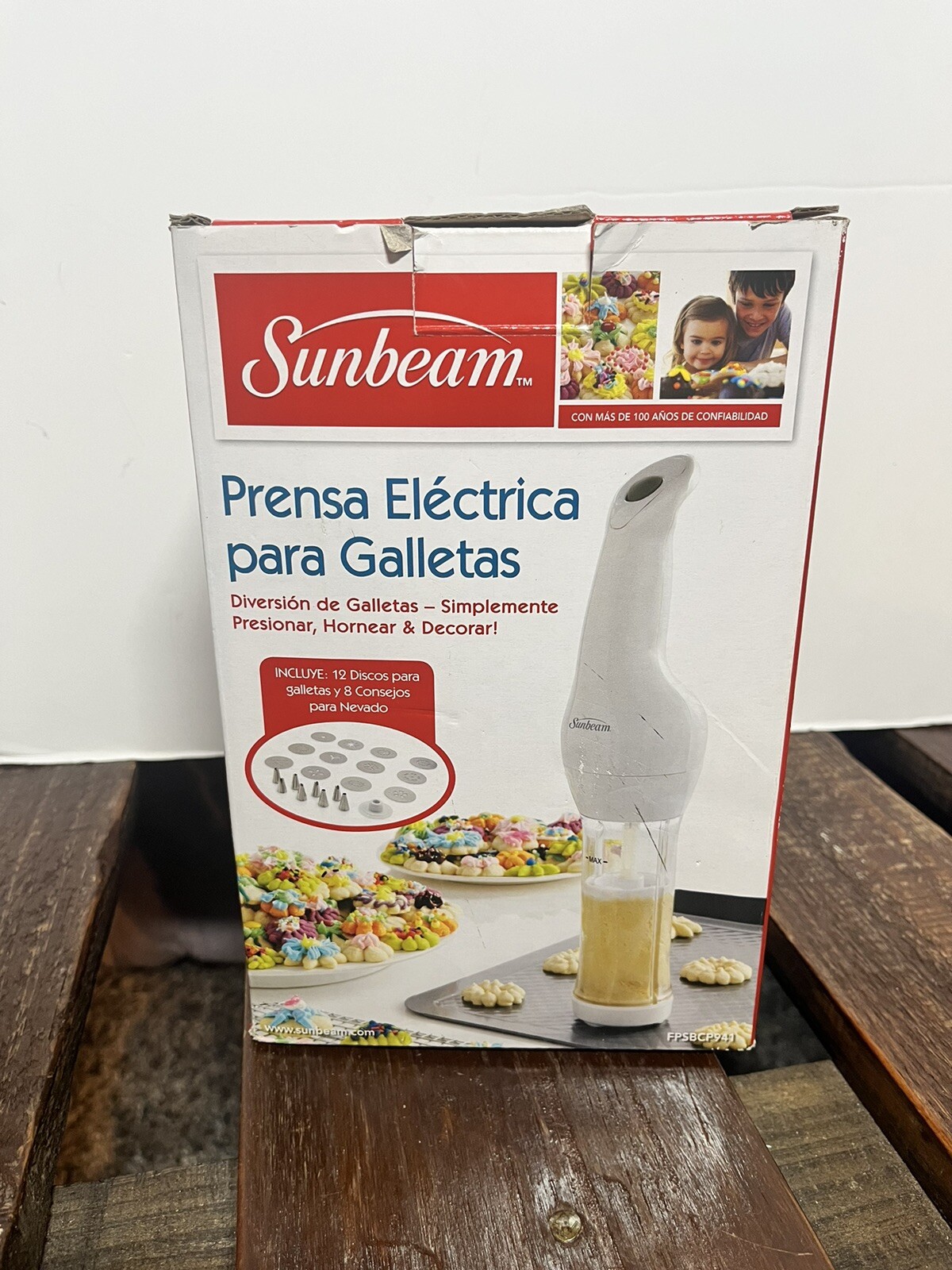 NEW Sunbeam Electric Cookie Press 20 Pcs Decorating 12 Cookie Discs 8
