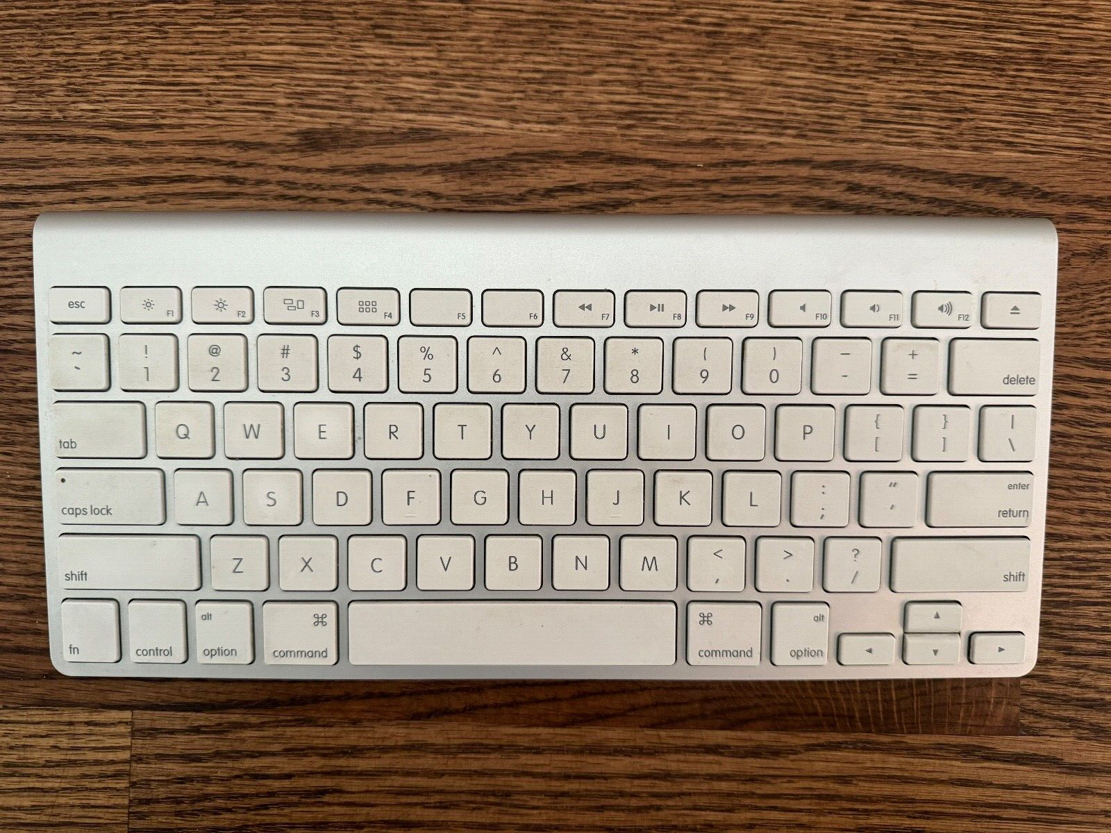 Apple Magic Keyboard A1314 Bluetooth Wireless Keyboard