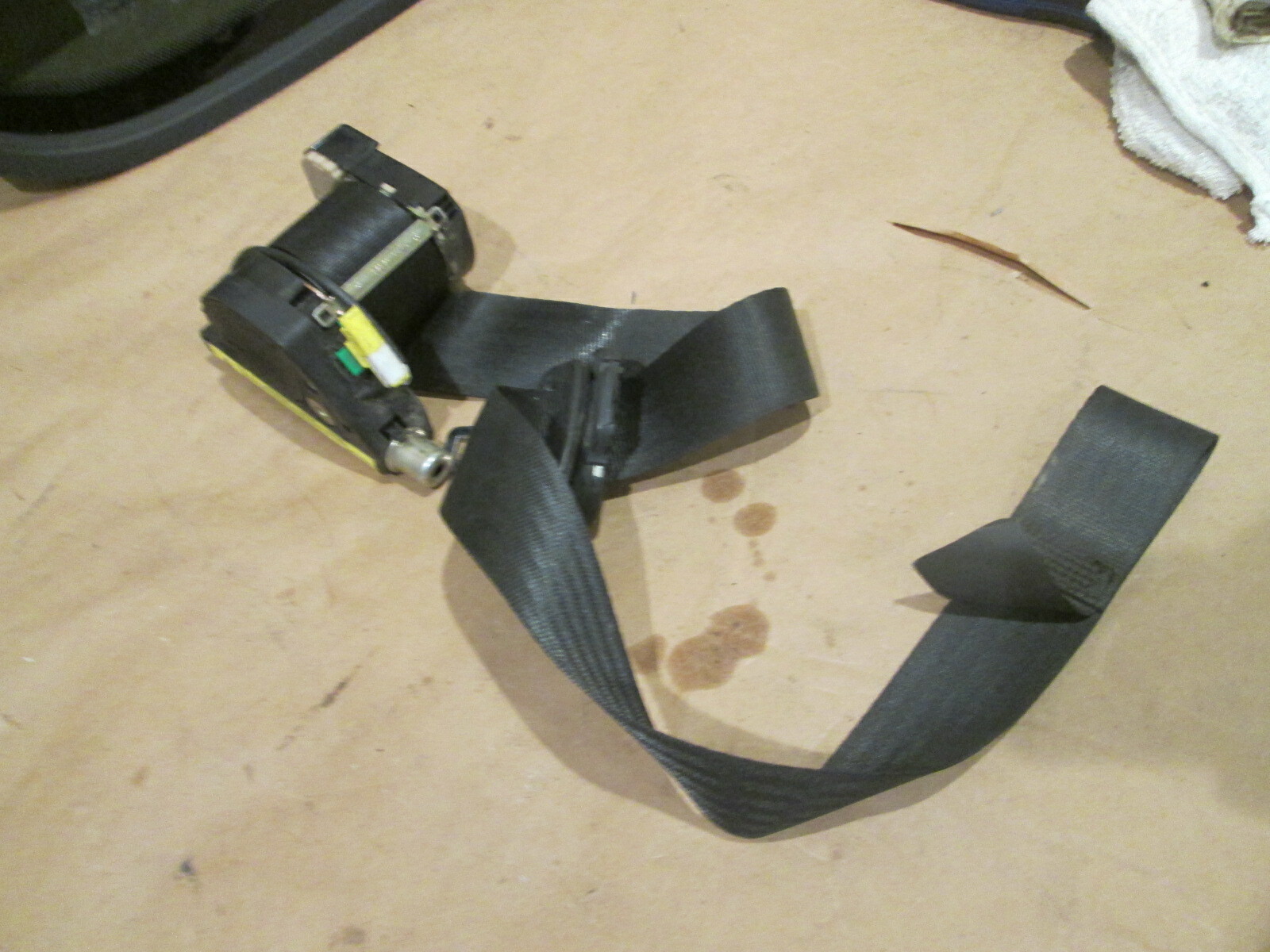 Maserati 4200 Coupe - RH Front Seat Belt Roller Assembly (USED) - P/N 66310500