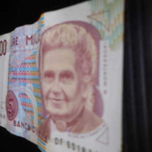 N24.152 Currency Bill Banca Italia 1000 Lira DF601814F Maria Montessori 1990 - Picture 6 of 14