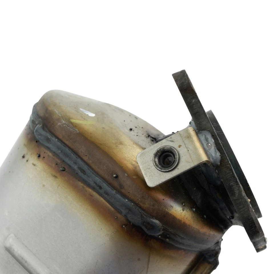 Exhaust Manifold Catalytic Converter Assembly w/ Gaskets & Hardware RH for Volvo - Image 2 of 4