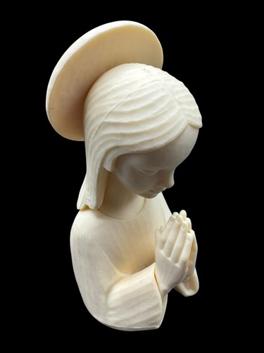 Vintage Celluloid Virgin Mary Madonna Halo Praying Bust 1950s Christian 7.5" - Picture 5 of 10
