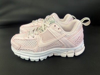 Kleinkind Vomero 5 Turnschuhe weiß/rosa