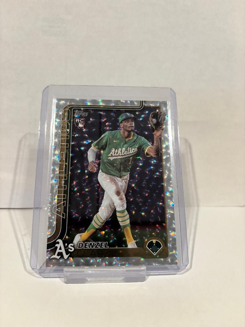 2025 Topps Update Series - Denzel Clarke #US14 Silver Foilboard (RC)
