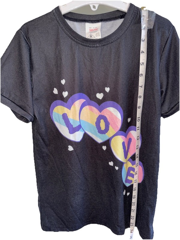 Love Tee for sleep or day wear 11/12 Y