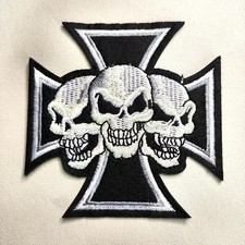Skull Embroidered Iron-On/Sew-On Patch applique 3 1/4 x 3 1/4 inch