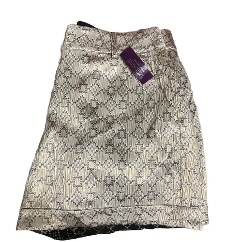 Lane Bryant Exclusive Evening Shorts 16 Gold black white Aztec 2 Pocket - Picture 9 of 12