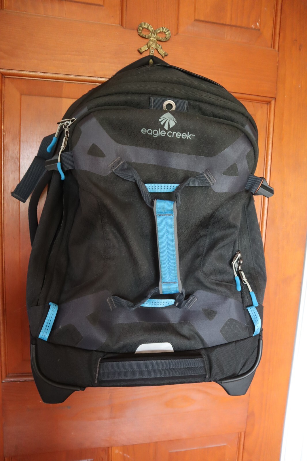 Lightweight Carry-On Luggage for Travel-image