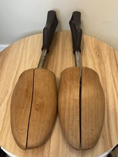 Wooden Shoe Keepers Rochester Shoe Tree for Florsheim Brown Handles Pair Size 5