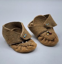 VTG Moccasins Native American Seed Bead Suede Leather Handmade Doll Size