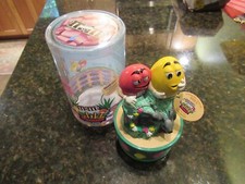 2006 M&M's Wild Adventures Bank Pygmy Bunnies in Orig Container NEVER USED