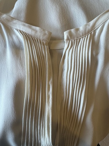 Etro 100% Silk Blouse Ivory SZ 44 Plisse Front Made in Italy - Picture 5 of 6