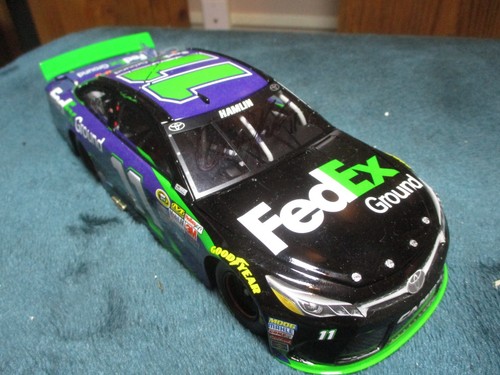 Rare Lionel 1/24 Scale Nascar Denny Hamlin FedEx Toyota Camry SXE Autographed