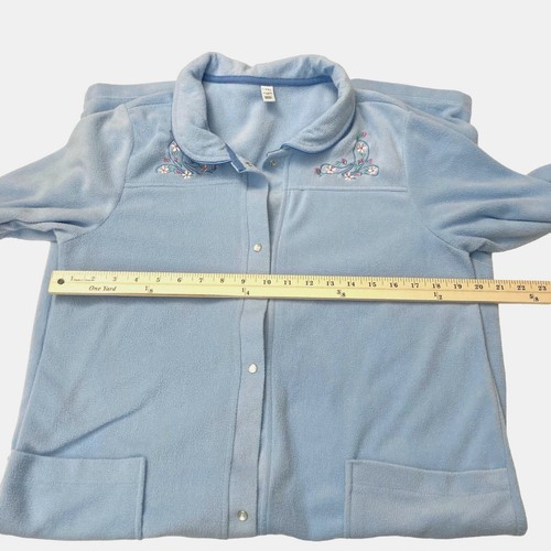 Vintage Robe Sz M Embroidered Pockets Blue Light Flannel Fleece Long Snap Unworn - Picture 7 of 9