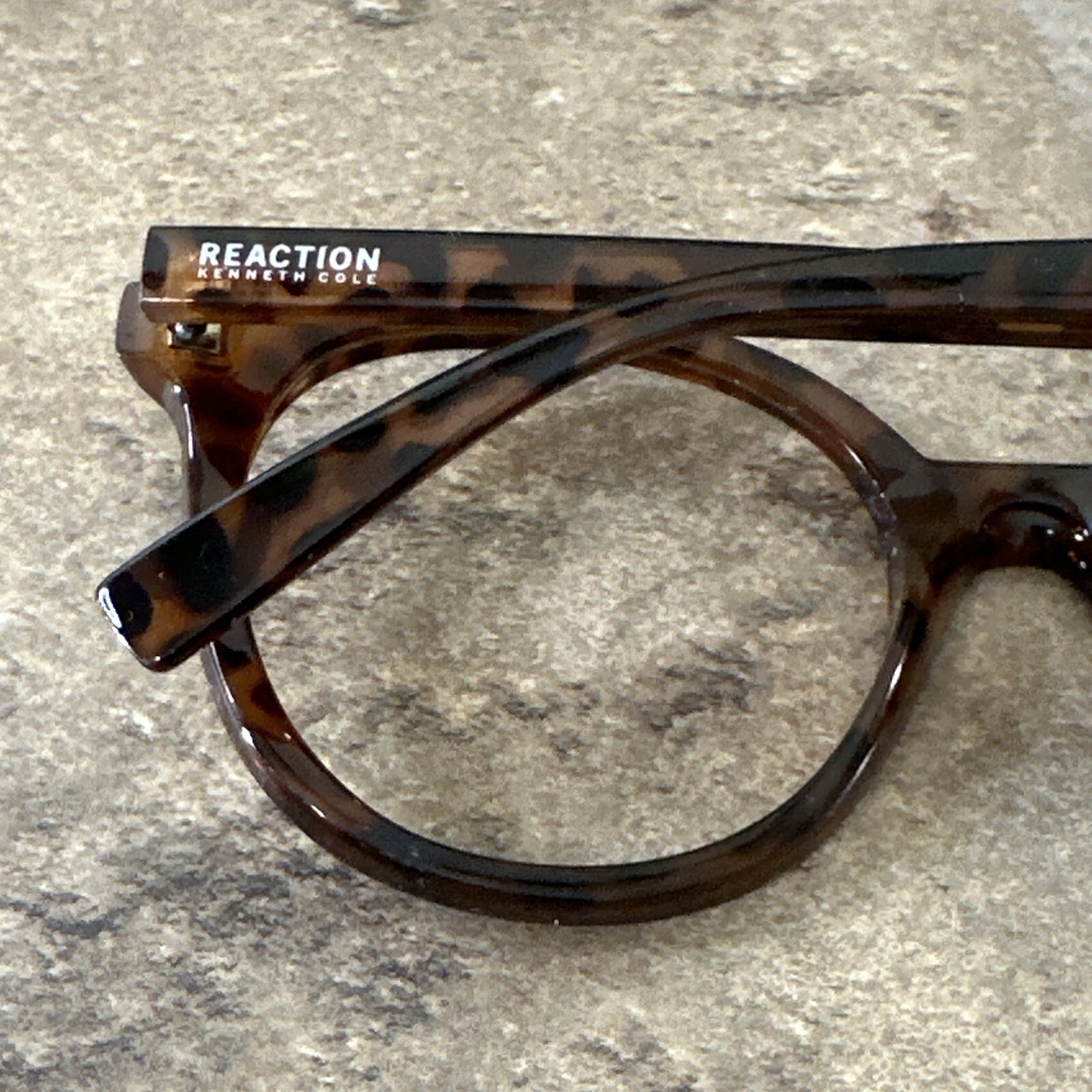 Kenneth Cole Reaction KC1305 52F Brown Tortoise Eyeglass Frame 53-20-140-48 G18