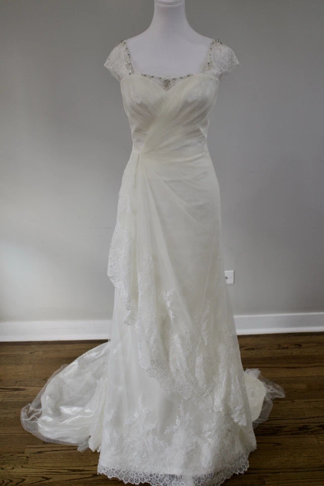 Augusta Jones Wedding gown Size 6 - Image 2 of 4