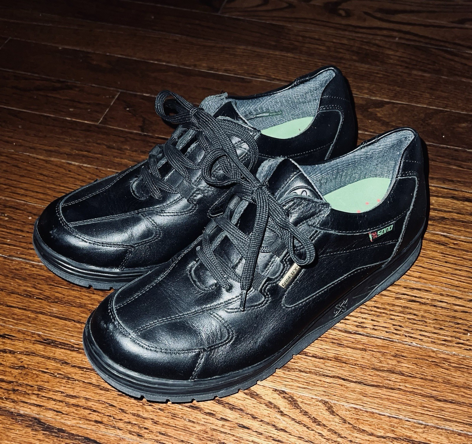 SAOLA Scarpe Mephisto Sano Gore Tex suola a dondolo taglia 8 5 pelle nera ottime condizioni