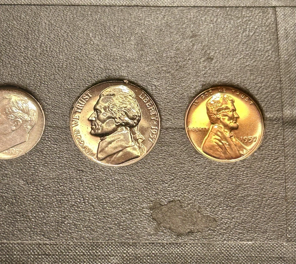 1957 Silver Proof Set 5 Total Coins 3 90% Silver Coins In Hard Slide Holder Nice - Image 2 of 4