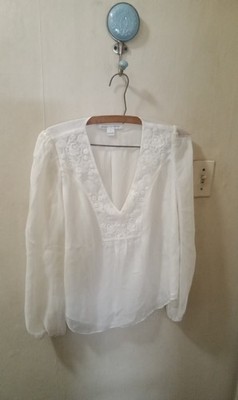 Diane Von Furstenberg Sz 2 white V neck Silk Pop over Blouse embroidery sheer