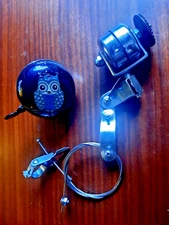 Lot of 2 bike bells: Electra Domed Ringer & Ventura Endless Bell