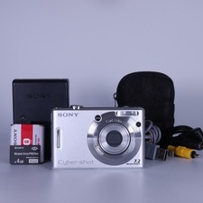 Sony Cyber-shot DSC-W35 7.2MP Digital Camera Silver, Case, SD Card - Refurbished
