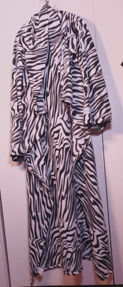 Snuggie Black White Zebra Print Blanket with Sleeves & Pockets Fleece Cozy Comfy - Image 3 of 4