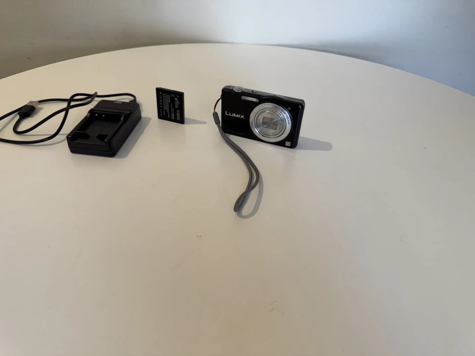 Panasonic Lumix DMC-SZ1, photo 3 of 5