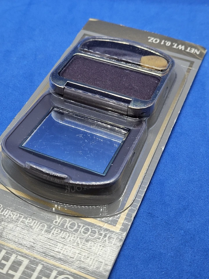 L'Oreal SOFT EFFECTS Ultra-Light Eye Colour Shadow MAHOGANY (LOT/2) - Image 2 of 2