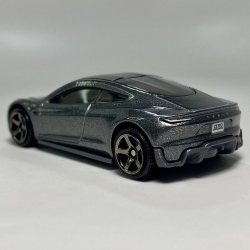 Tesla Roadster Gray 1:64 Scale Diecast Diorama Model Car #75 - Picture 7 of 10
