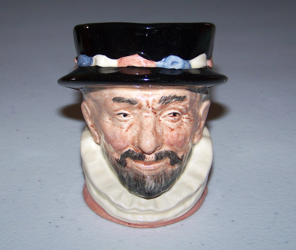 Vintage Royal Doulton Beef Eater Character Toby Jug England Beefeater