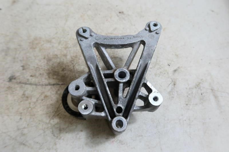 Total 57+ imagen jeep wrangler alternator bracket Abzlocal.mx