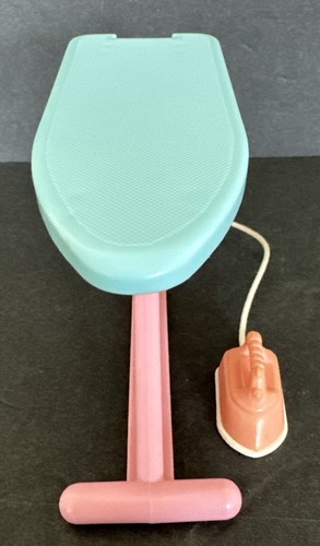 Juego de tabla de planchar y cesta de lavandería Fisher Price Dream Doll House vintage 1994 - Imagen 7 de 15