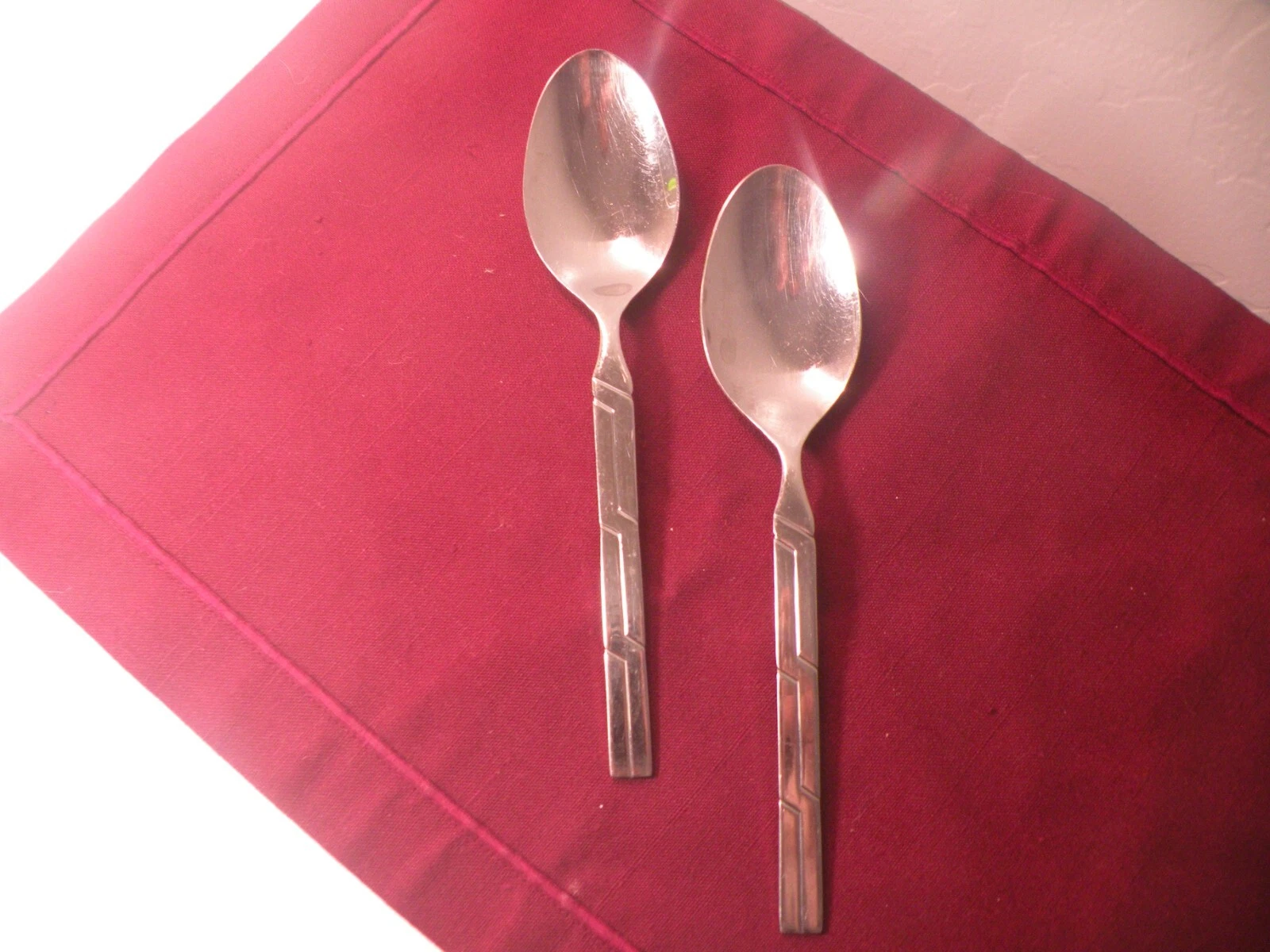Set Of 2 SERVING SPOONS FARBERWARE STAINLESS CROSSWAYS 8 3/8"
Opens in a new window or tab