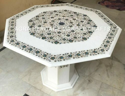 Tables de jardin blancs