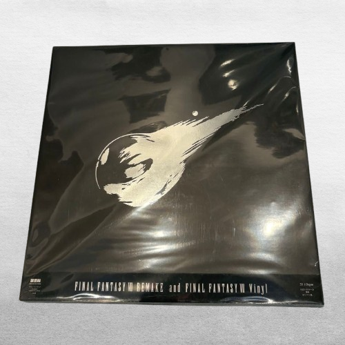 FINAL FANTASY VII REMAKE and FINAL FANTASY VII Vinyl Limited FINAL FANTASY VII REMAKE and FINAL FANTASY VII Vinyl Limited