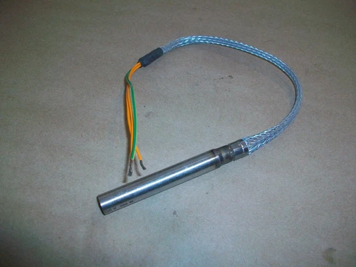T&H Cartridge Heater  HPL  230V  300 WATT 3/8"  3"  Armored Lead  NEW