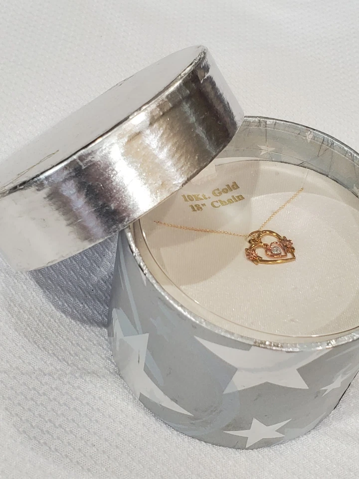 Collar Corazón Colgante Oro 10k y Rosa Kohls en Cadena Llena de Oro 18" Foto 3 de 4